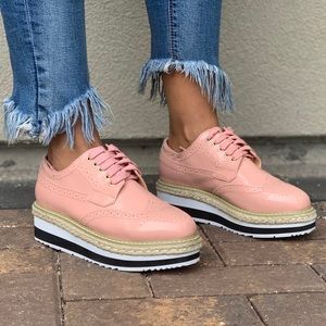 Blush Wingtip Platform Boyfriend Creeper Oxford